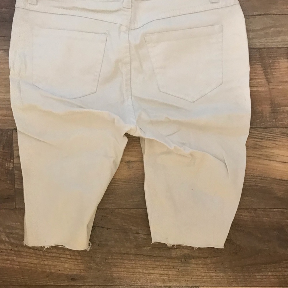 White destroyed cut offs - Picture 2 of 2